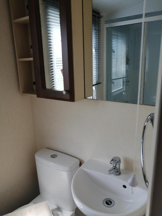 La Chanterie Agreable Mobil-Home Residentiel Normand 생-페르-쉬르-메르 외부 사진
