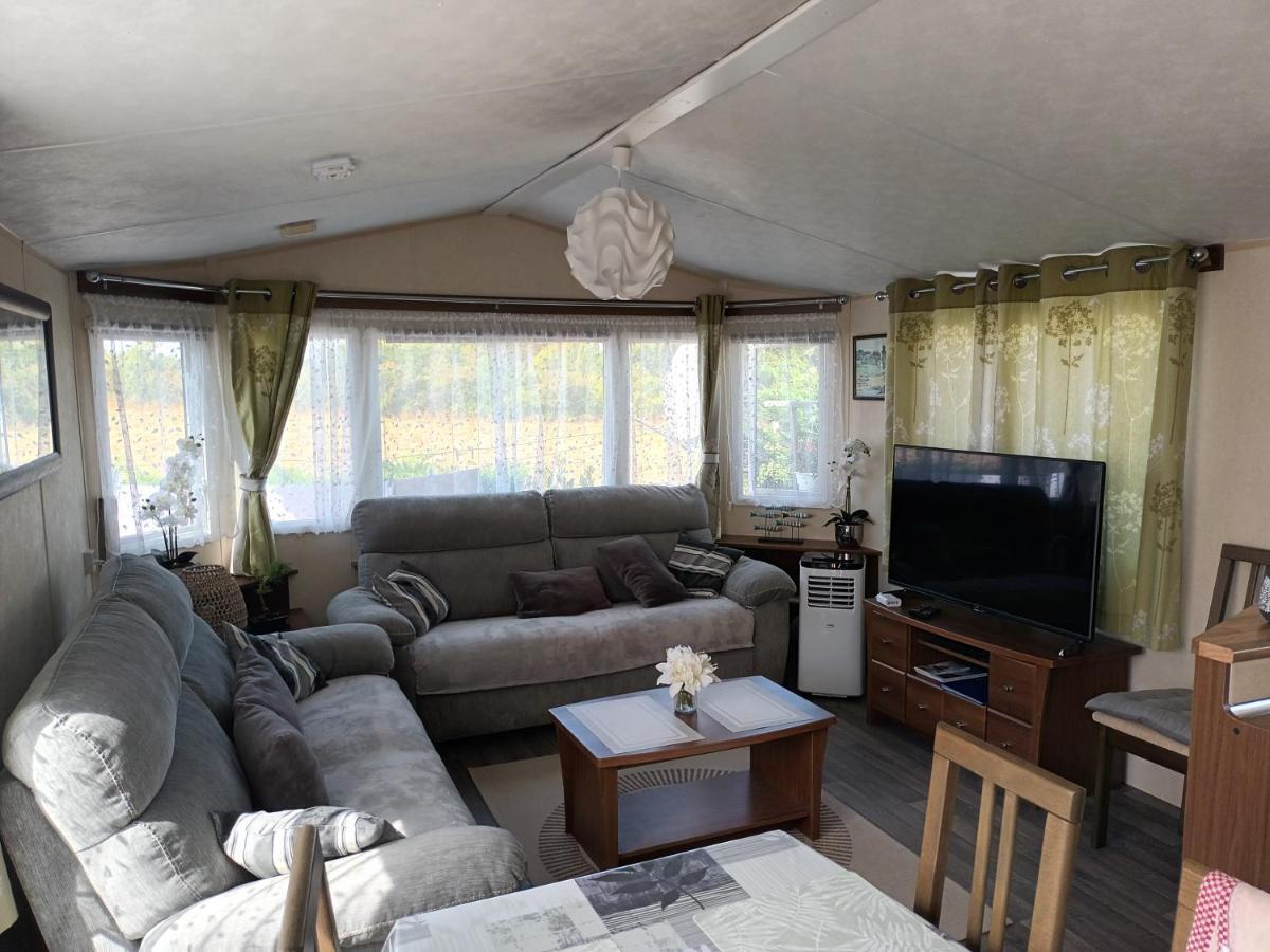 La Chanterie Agreable Mobil-Home Residentiel Normand 생-페르-쉬르-메르 외부 사진
