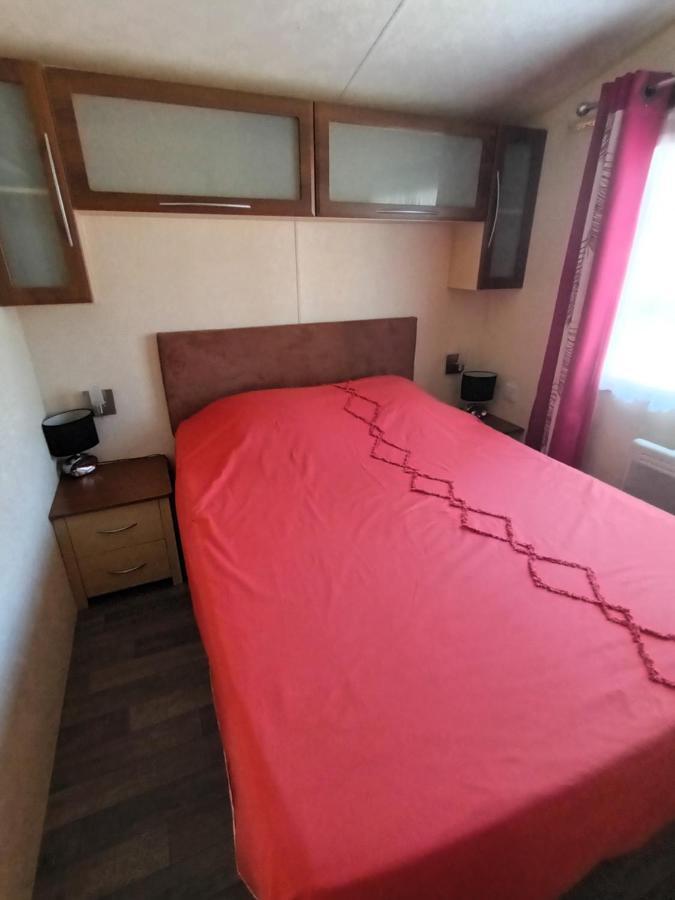 La Chanterie Agreable Mobil-Home Residentiel Normand 생-페르-쉬르-메르 외부 사진
